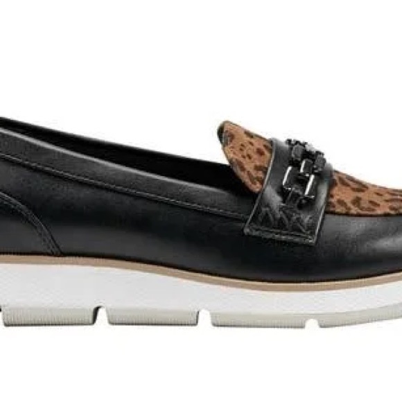 Bandolino CASHE3 Loafer - Picture 7 of 11